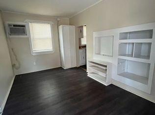 1103 Logan St APT 3, Louisville, KY