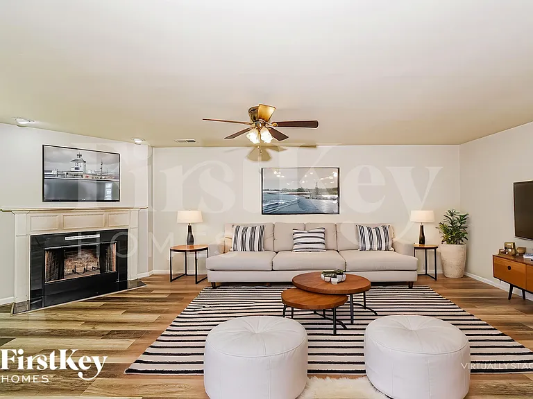 4832 Deer Foot Cv — Photo 4