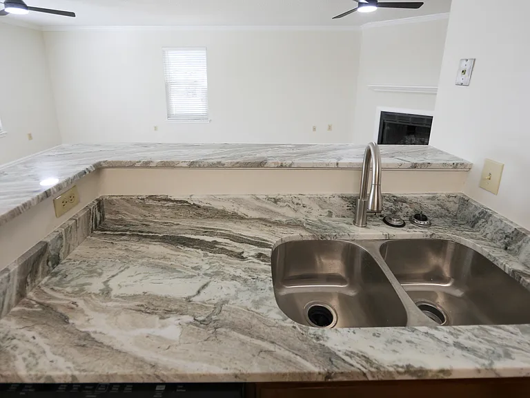 207 Westover Ave — Photo 10