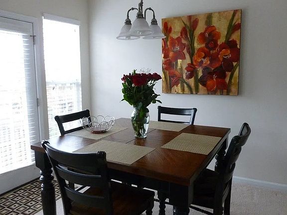 5th image of 200 Coral Creek Ln