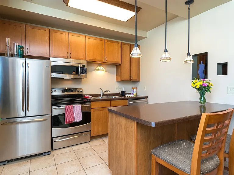 Rose Vista Apartments — Photo 23