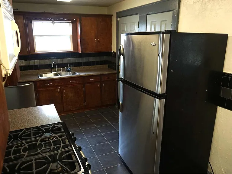 4957 Troostwood Rd — Photo 4