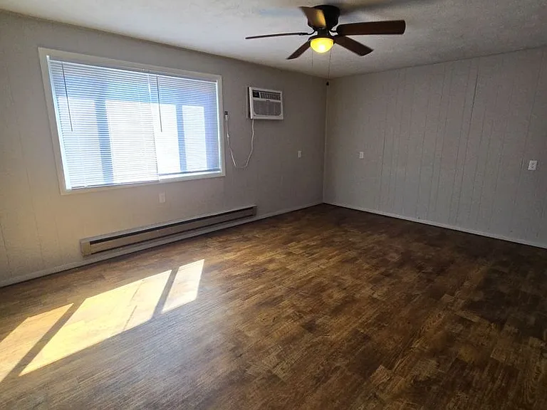 Cedars Apartments — Photo 13