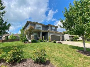 16414 S Brookfield St, Olathe, KS 66062