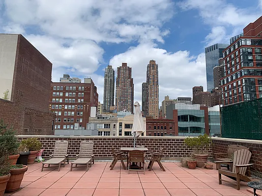 Sold by Corcoran | media 6