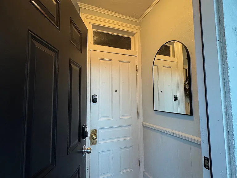 421 E Anderson St #A — Photo 16