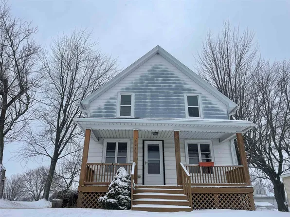 2219 Mason St, New Holstein, WI 53061