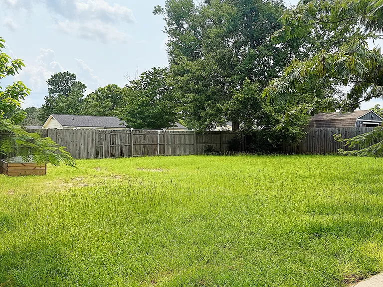 6239 Birchbrook Dr — Photo 24