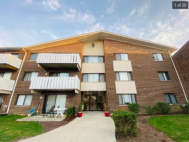 3000 Bayside Dr — Photo 1