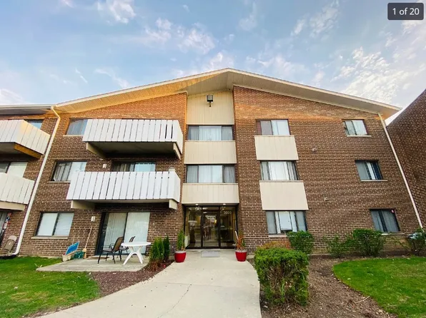 3000 Bayside Dr, Palatine, IL