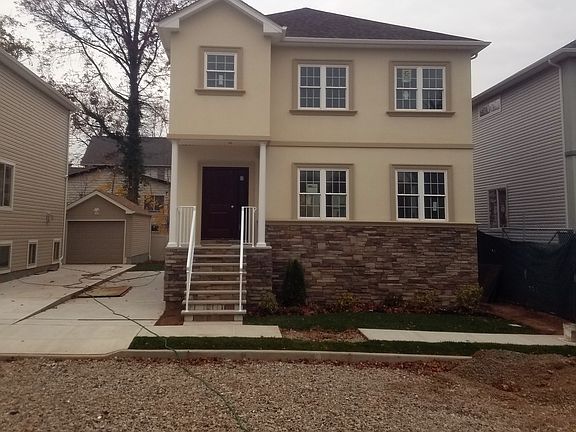 2nd image of 15 Patricia Ct