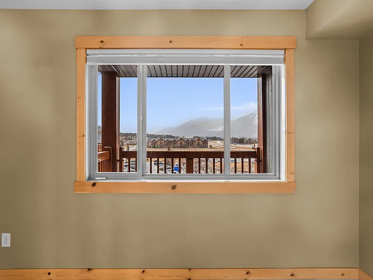 300 Palliser Ln #323 — Photo 45