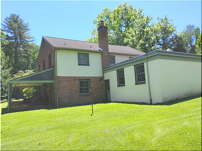 1124 Rose Glen Rd — Photo 10