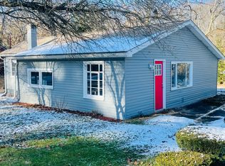 1211 E Maitland Ln, New Castle, PA 16101