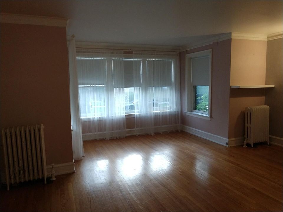1st image of 5737 N Campbell Ave #1