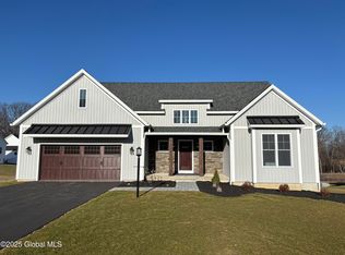 13 Bernie Loop, Troy, NY 12180