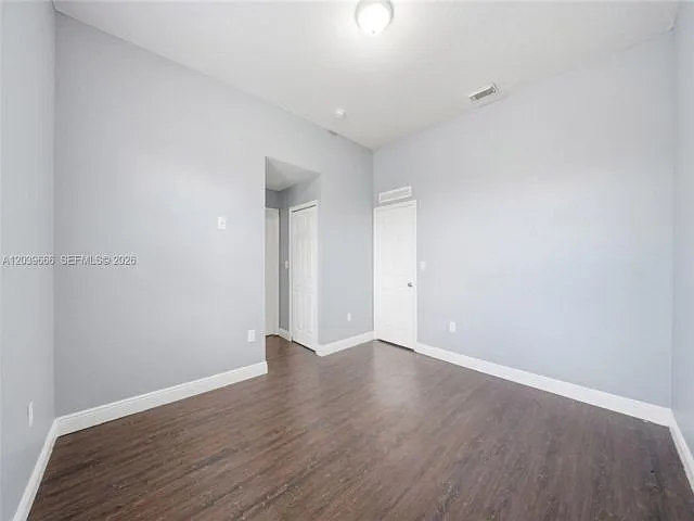 902 SW 8th Pl — Photo 11