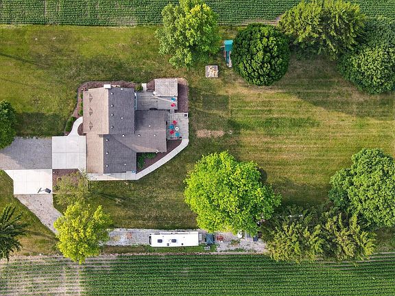 3rd image of 8409 Schadel Rd