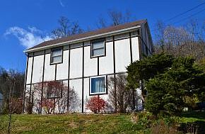 2nd image of 332 Oberting Rd