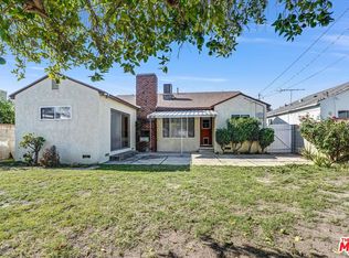 7022 Cantaloupe Ave, Van Nuys, CA 91405