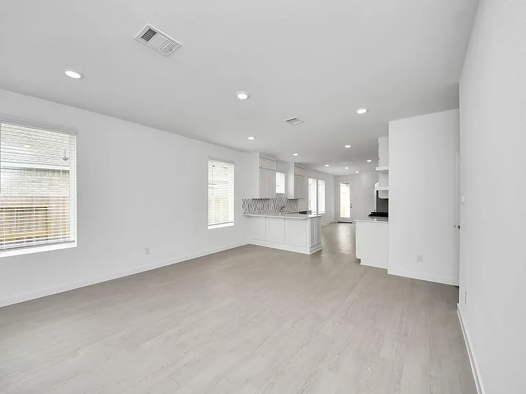 1062 Blue Stone Dr — Photo 15