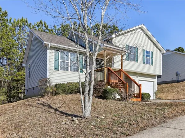 103 Colt Ln, Dallas, GA 30132