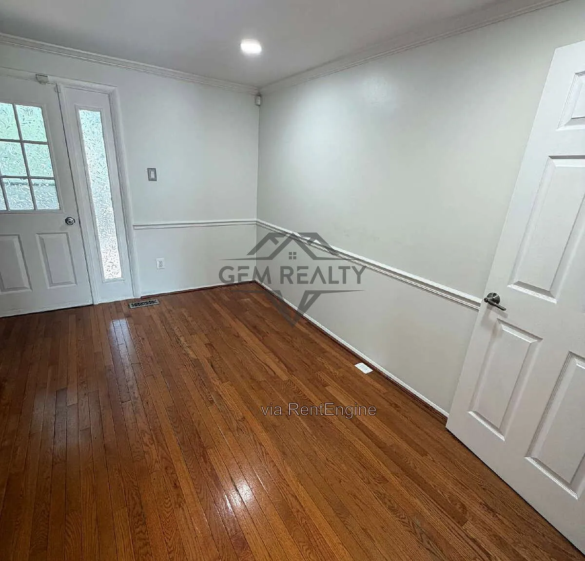 3 bed, 2.5 bath, 1580 sqft, $2,600 — Photo 2