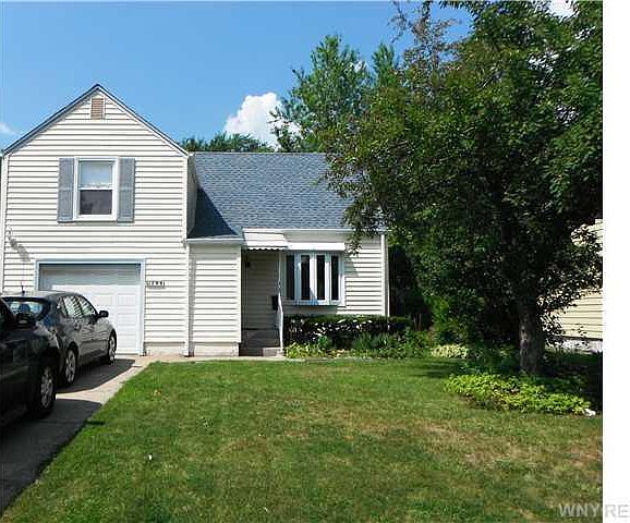 1st image of 296 Ellen Dr