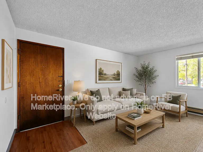1414 N Addison St #201 — Photo 2
