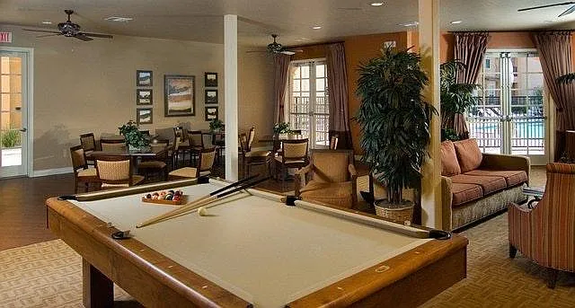 3 bed, 1645 sqft, $2,190 — Photo 3