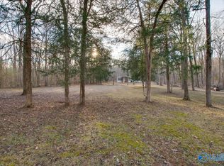 1020 Fishtrap Rd, Grant, AL 35747