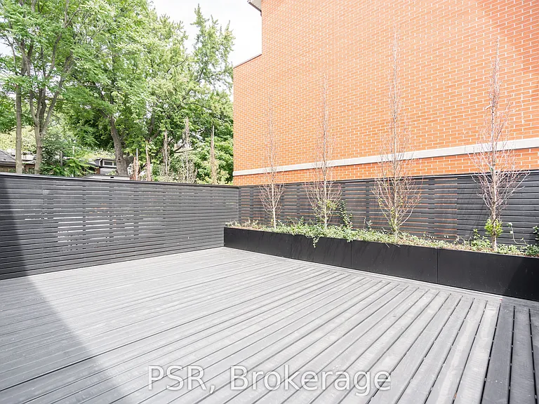 381 Madison Ave — Photo 6