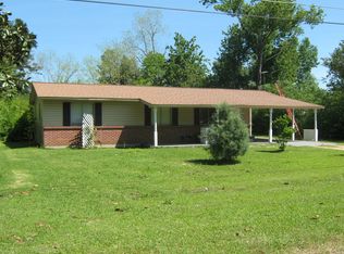735 King St, Purvis, MS 39475
