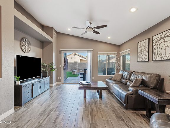 2nd image of 692 E CANTEBRIA Drive