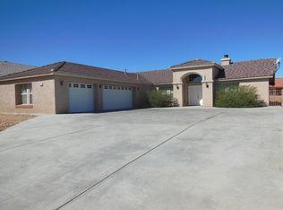 8526 Condalia Ave, Yucca Valley, CA 92284