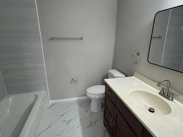 4641 Deepwood Ct #102C — Photo 11