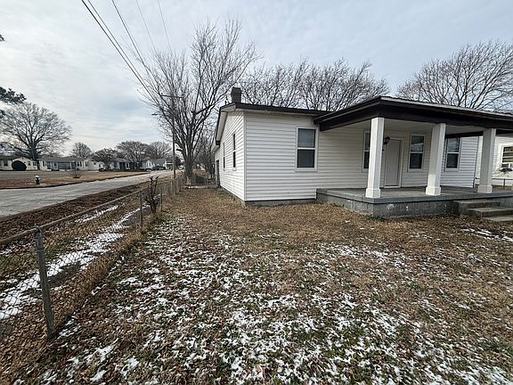 3rd image of 500 N 3 1/2 Ave