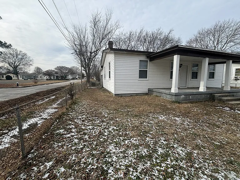 500 N 3 1/2 Ave — Photo 3