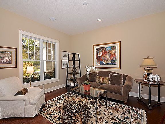 3rd image of 6855 Lake Harrison Cir