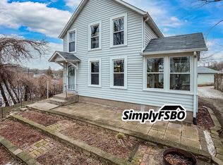 2310 Fulton Ave, Davenport, IA 52803