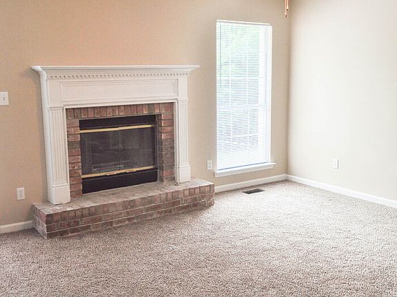 3rd image of 1878 Pebble Lake Dr