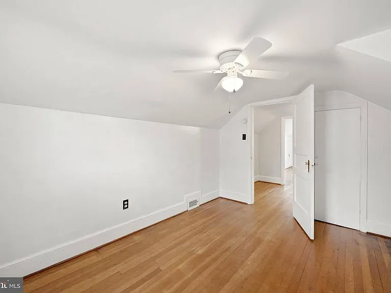 407 Manassas Ave — Photo 27