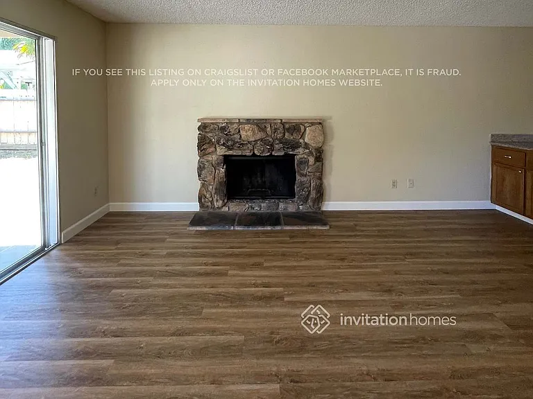 3489 Chandler Cir — Photo 12