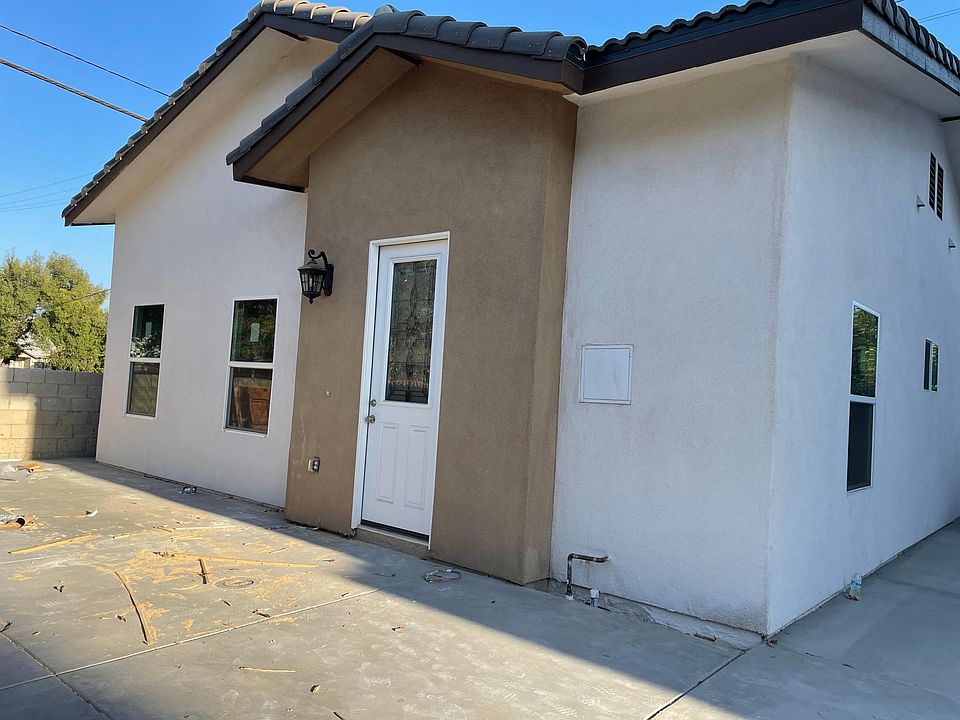 1st image of 1217 N Sepulveda Ave