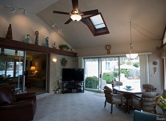4th image of 26109 Lila Ln