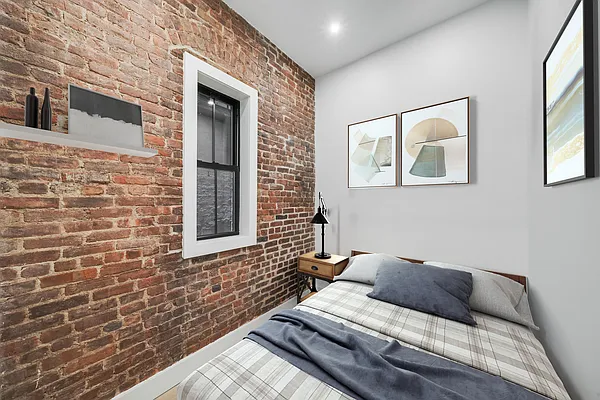 Rented by Vector New York, LLC | media 33