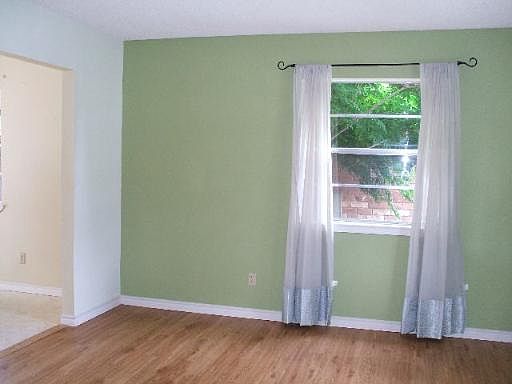 2nd image of 13110 LARKYORKE DR