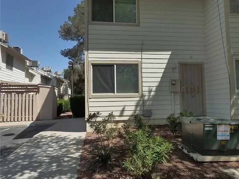 4770 Topaz St #6 — Photo 2
