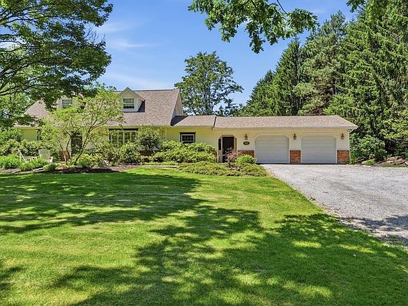 3rd image of 147 Bryson Rd