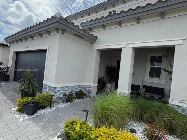 2618 SE 9th St, Homestead, FL 33035